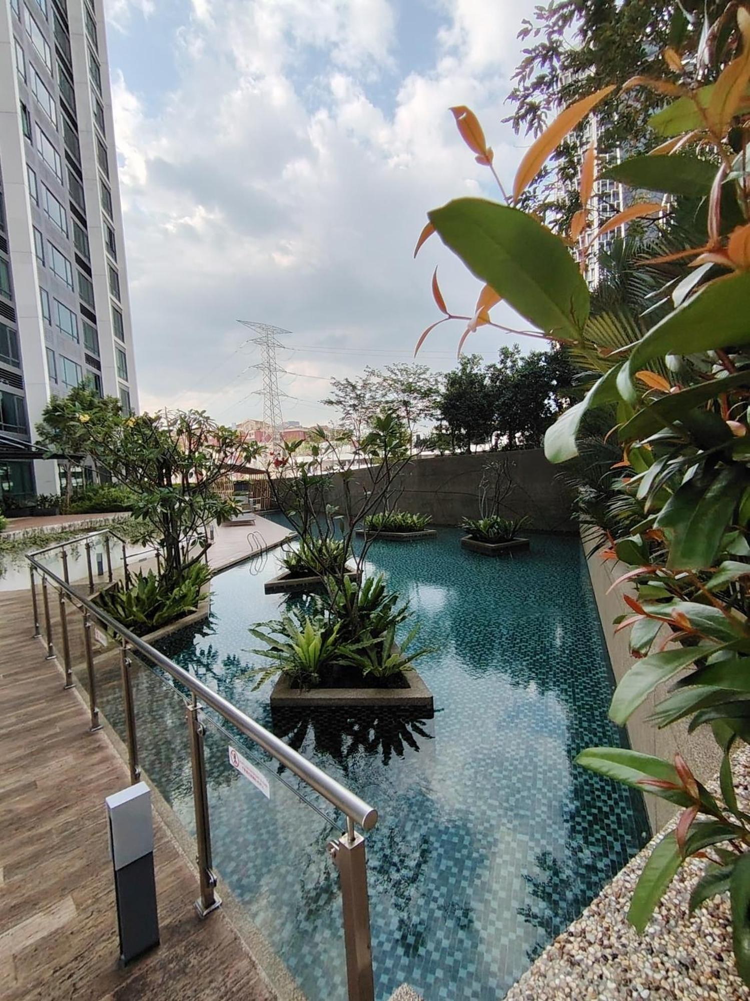 Greenfield Residence With Amazing Pool View And High-Speed Wi-Fi Petaling Jaya Exterior photo